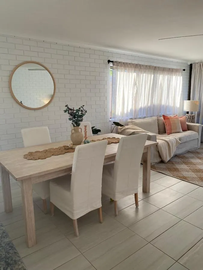 Illoura Holiday Apartment Three Bedroom Noosa River View Noosaville